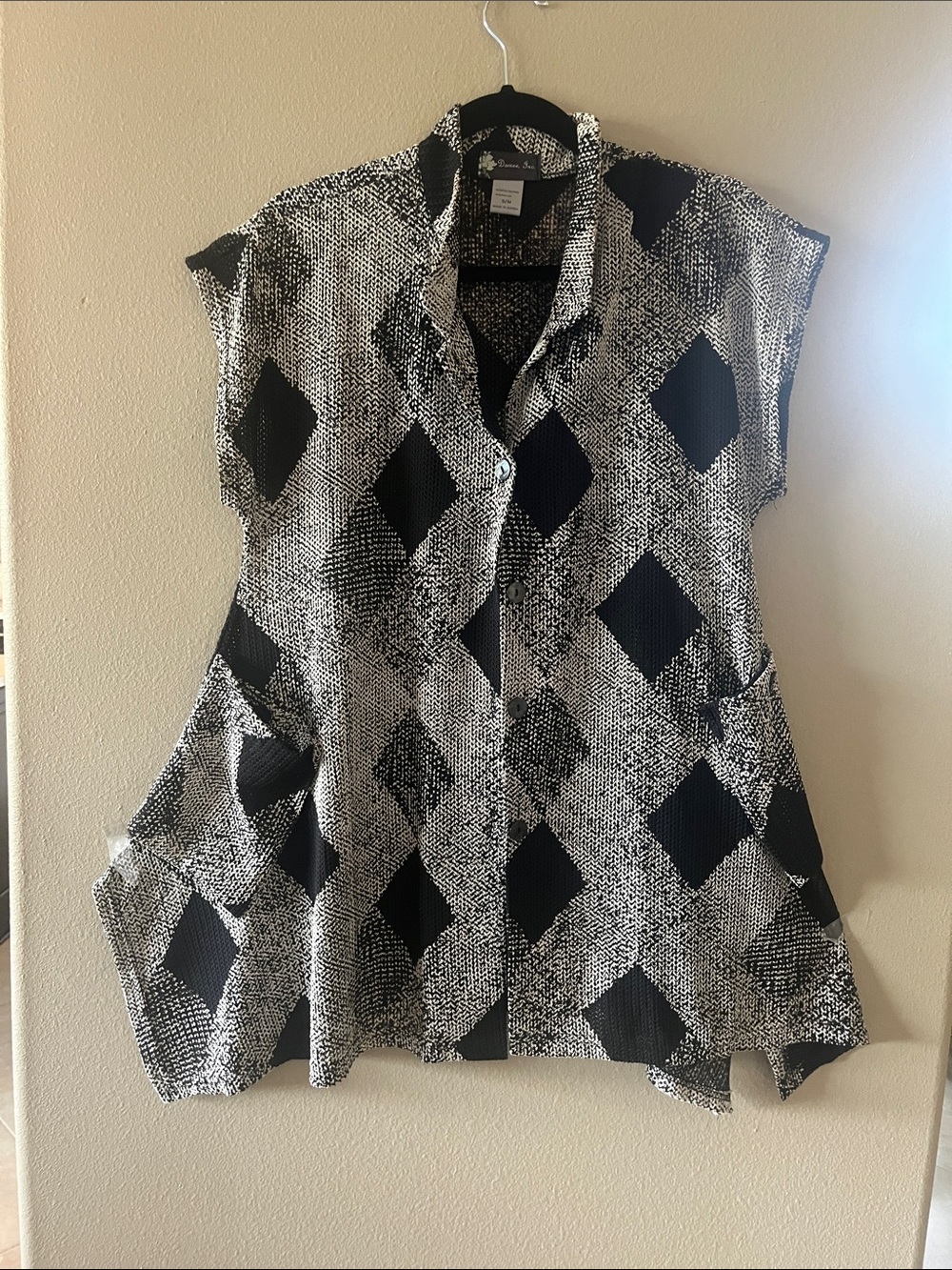 INC International Concepts Black and White Diamond-Print Button Tunic